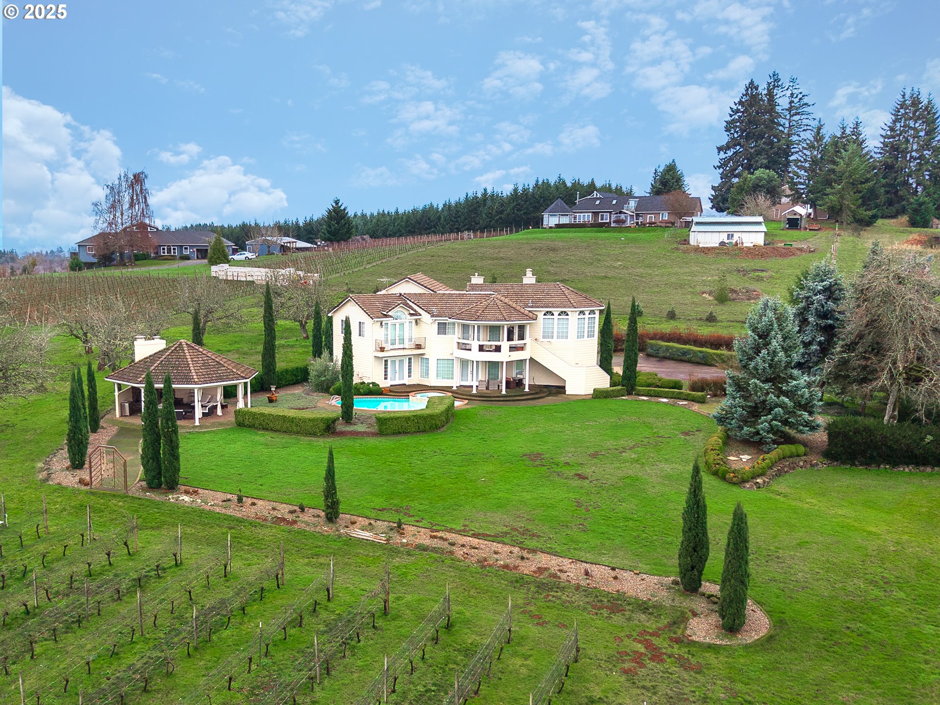 8580 HILLVIEW DR - RMLS #739538471
