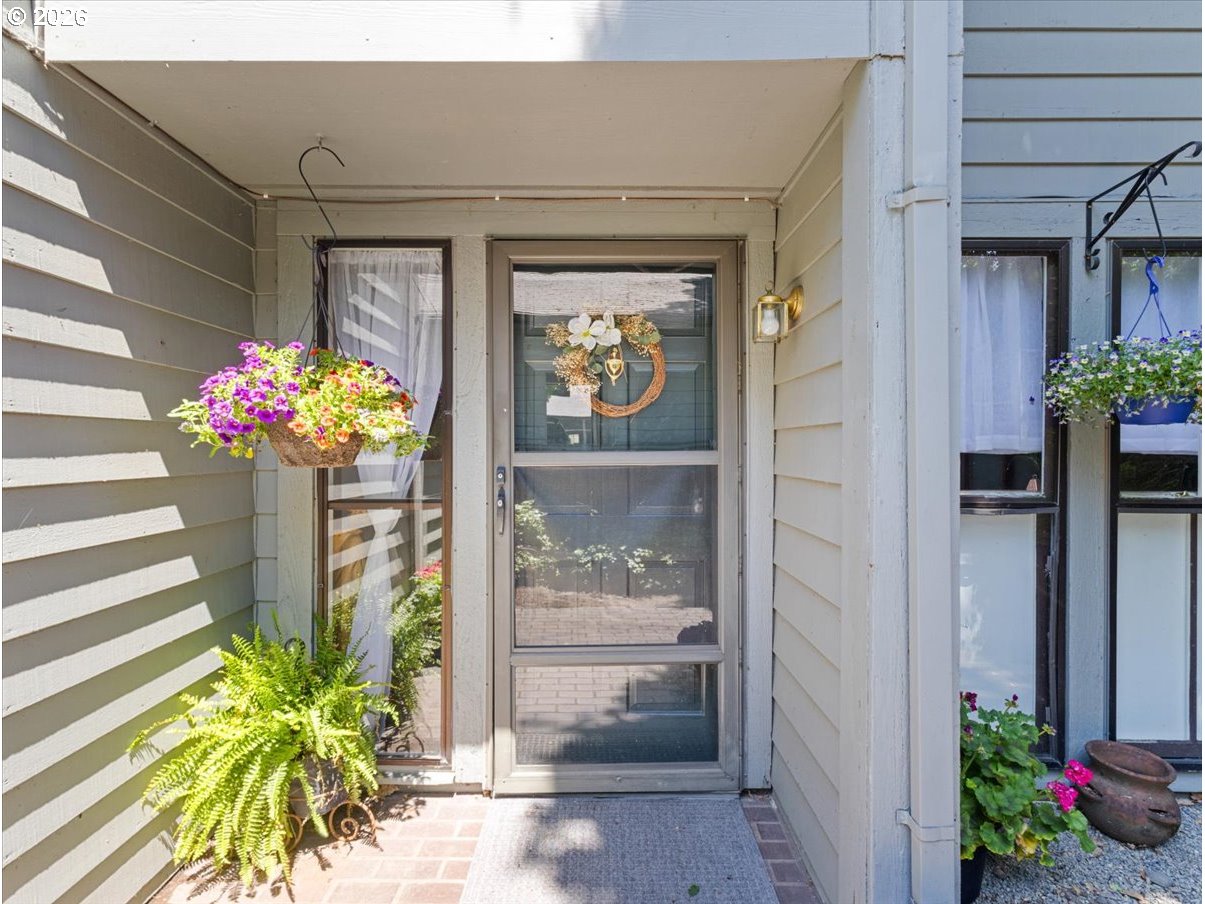 8512 BRIGHTFIELD CIR - RMLS #743171157