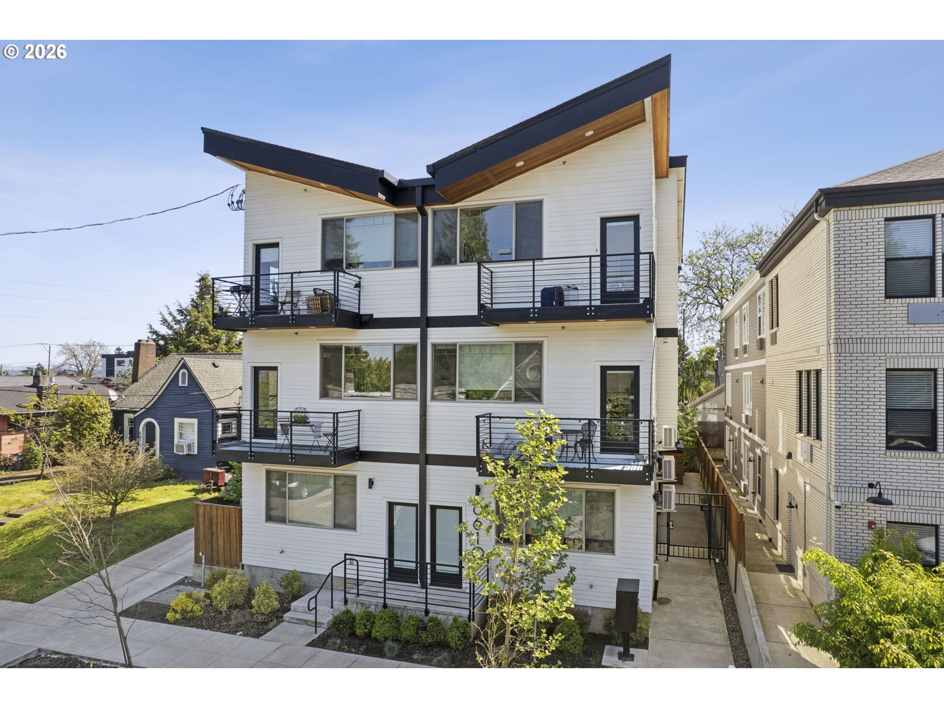 6610 GREENWICH AVE - RMLS #781216892